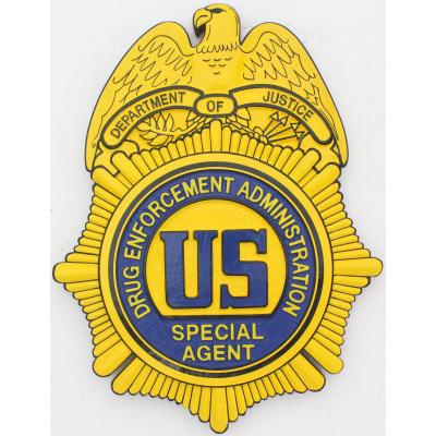 dea_badge_plaque_in_gold