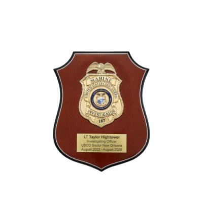 military_presentation_plaque_with_brass_dedication_example_1