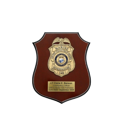 military_presentation_plaque_with_brass_dedication_example_8